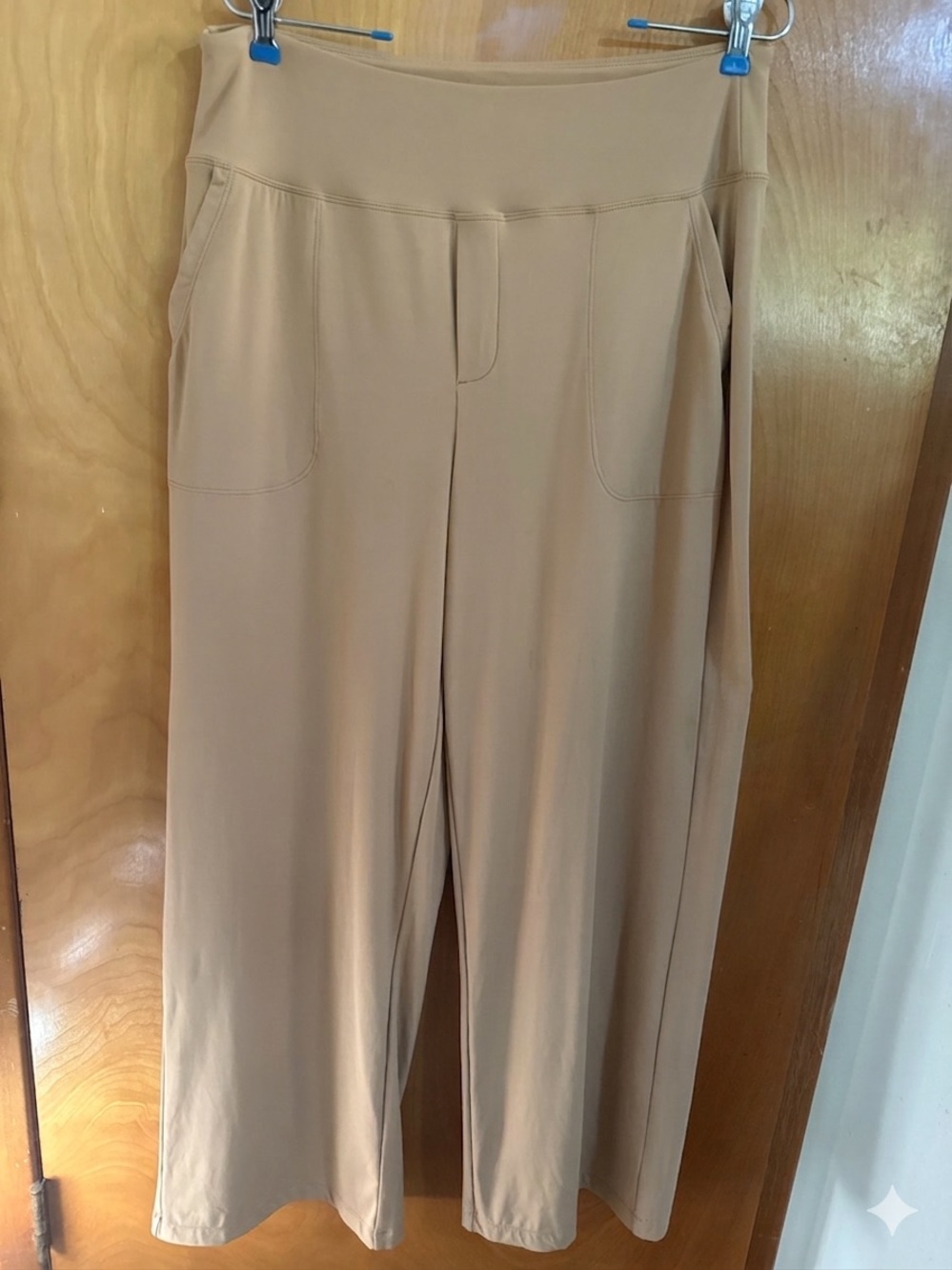 High-Waist Wide-Leg Pants in Camel